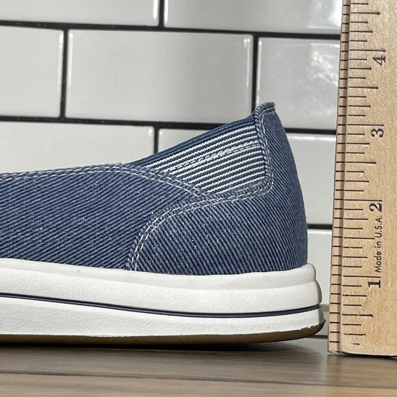 Clarks Breeze Skip Womens Size 8.5 Wide Shoes Blue Denim Sparkle Comfort Slip On - Picture 9 of 12